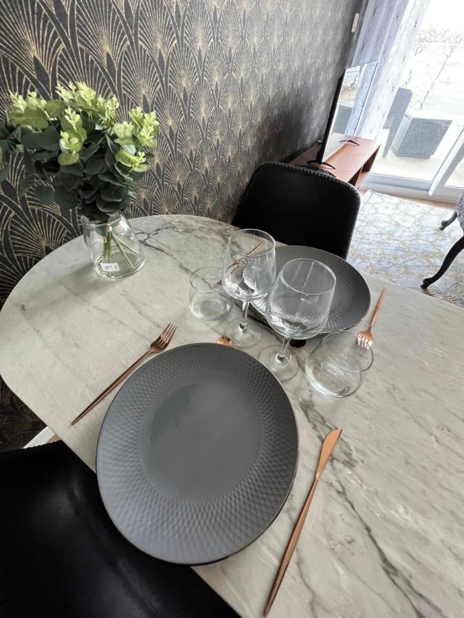 Le Trendy Apartment เซซง เซวินเญ ภายนอก รูปภาพ